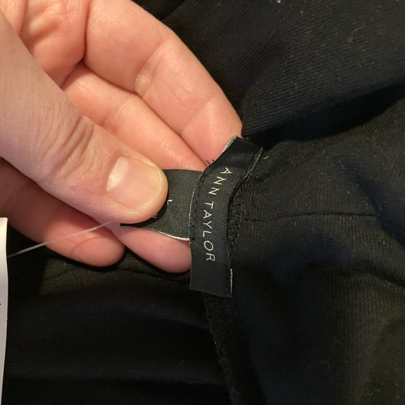 NWT - Ann Taylor Dramatic Tie Neck Top - size L - NWT - Picture 3 of 5